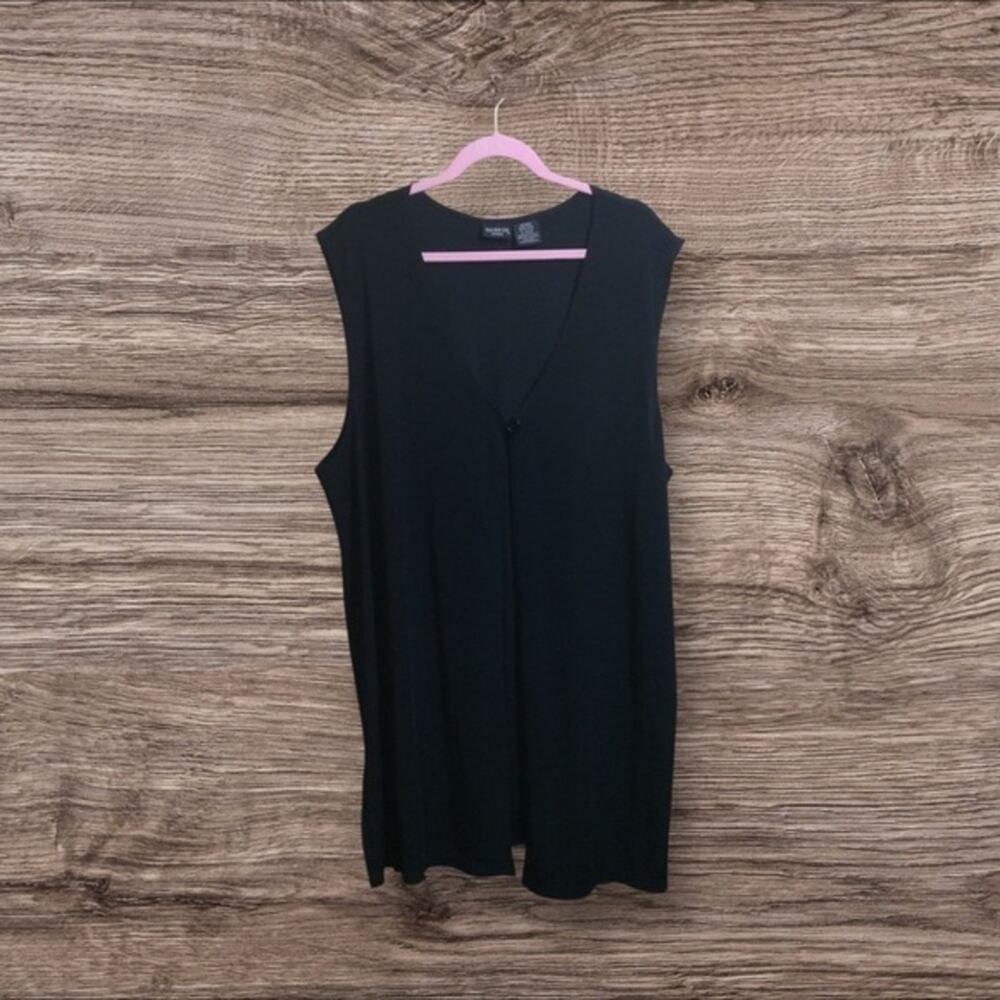 George black sleeveless liquid topper. 22W/24W.